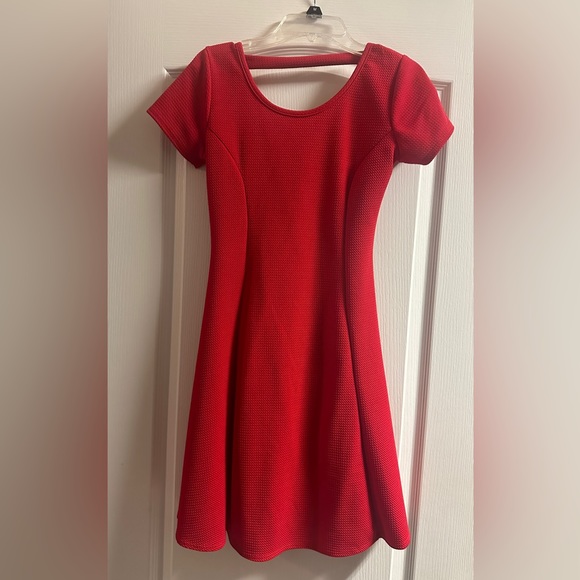 Dresses & Skirts - Mady & Nell small red dress